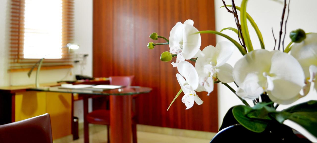 Nomad Suites Residence Libreville Extérieur photo