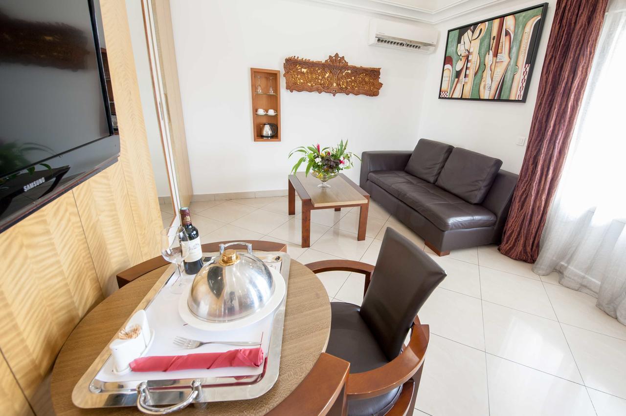Nomad Suites Residence Libreville Extérieur photo